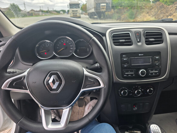 2021 Renault Logan II Рестайлинг, белый, 800000 рублей - вид 5