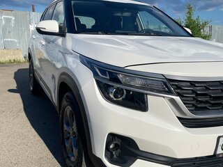 2020 Kia Seltos I, белый, 1600000 рублей, вид 3