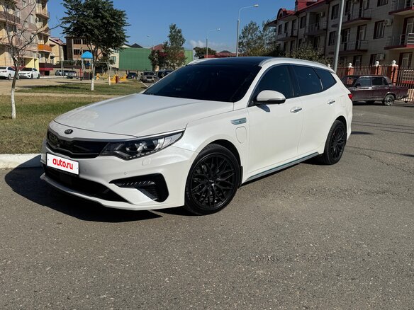 2019 Kia Optima IV Рестайлинг, белый, 2600000 рублей