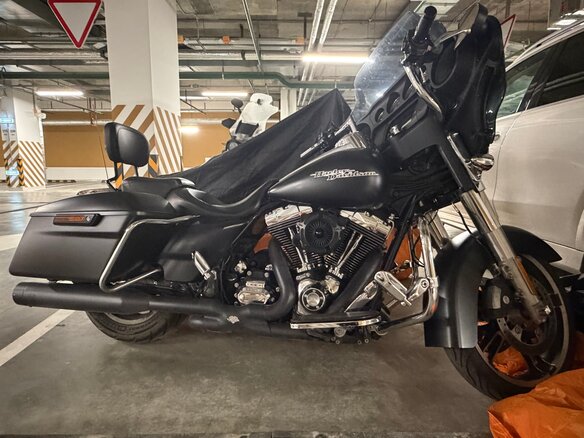 2014 Harley-Davidson Street Glide, чёрный, 1350000 рублей - вид 9
