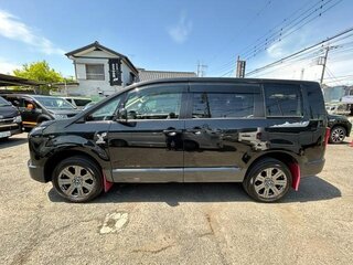2022 Mitsubishi Delica D:5 I Рестайлинг, чёрный, 2900200 рублей, вид 3