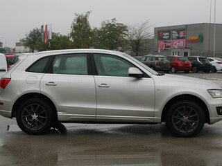 2011 Audi Q5 I (8R), серый, 949000 рублей, вид 4