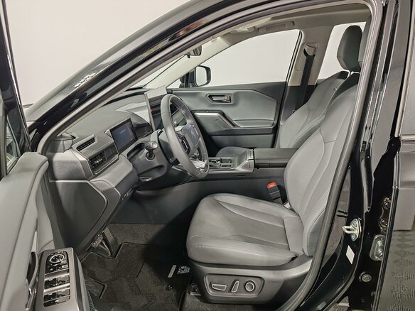 2026 Toyota RAV4 VI (XA60), чёрный - вид 15
