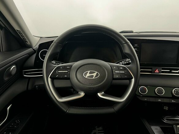 2023 Hyundai Elantra VII (CN7) Рестайлинг, белый - вид 14