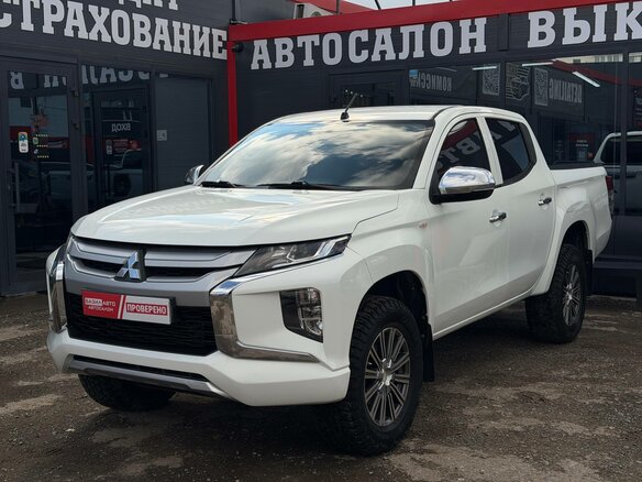 2021 Mitsubishi L200 V Рестайлинг, белый, 2350000 рублей - вид 5