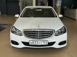 2013 Mercedes-Benz E-Класс 200 IV (W212, S212, C207) Рестайлинг, белый, 1800000 рублей, вид 2