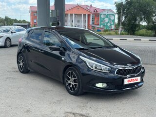 2013 Kia Ceed II, чёрный, 900000 рублей, вид 4
