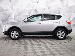 2011 Nissan Qashqai I Рестайлинг, серебристый, 848000 рублей, вид 2