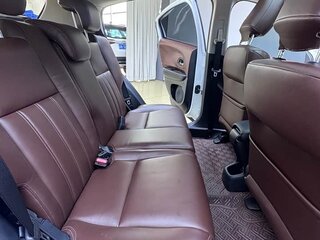 2022 Honda Vezel I Рестайлинг, белый, 1550000 рублей, вид 4