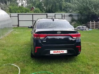 2018 Kia Rio IV, чёрный, 1500000 рублей, вид 3