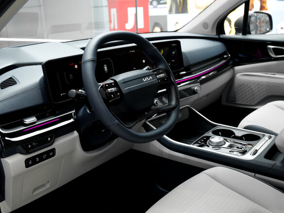 2026 Kia Carnival IV Рестайлинг, чёрный, 7100000 рублей - вид 9