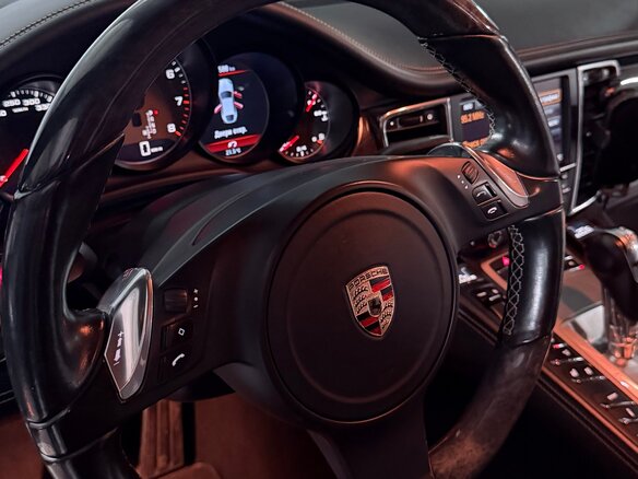 2010 Porsche Panamera 4S I, белый, 2500000 рублей - вид 13