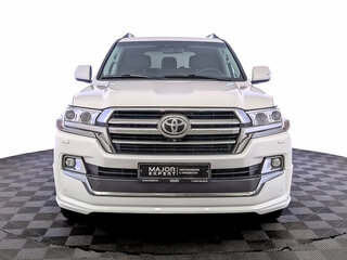 2015 Toyota Land Cruiser 200 Series Рестайлинг 2, белый, 4350000 рублей, вид 2