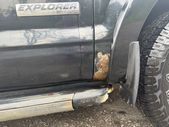 2008 Ford Explorer IV, чёрный, 1100000 рублей - вид 22