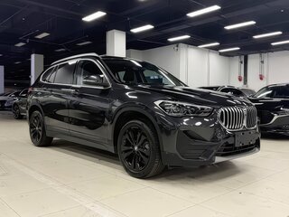 2021 BMW X1 Long 20Li sDrive II (F48) Рестайлинг, чёрный, 2350000 рублей, вид 3