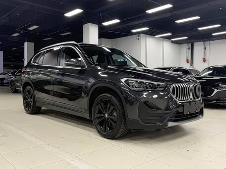 2021 BMW X1 Long 20Li sDrive II (F48) Рестайлинг, чёрный, 2350000 рублей, вид 3