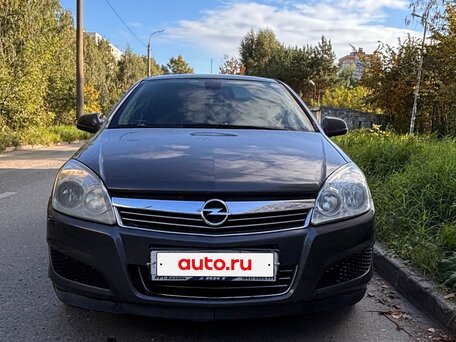 2011 Opel Astra H Рестайлинг, серый, 420000 рублей, вид 2