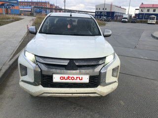 2019 Mitsubishi L200 V Рестайлинг, белый, 1270000 рублей, вид 1
