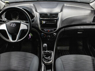 2014 Hyundai Solaris I Рестайлинг, бежевый, 759000 рублей, вид 5