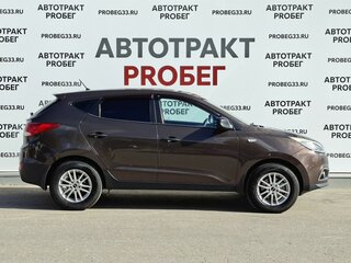2014 Hyundai ix35 I Рестайлинг, коричневый, 873000 рублей, вид 4