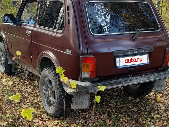 2010 Lada (ВАЗ) 2121 (4x4) I Рестайлинг, пурпурный, 400000 рублей - вид 3