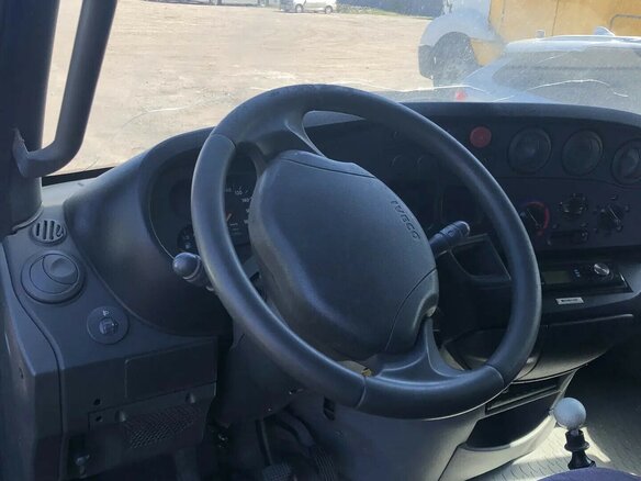 2005 Iveco Daily, синий, 850000 рублей - вид 7