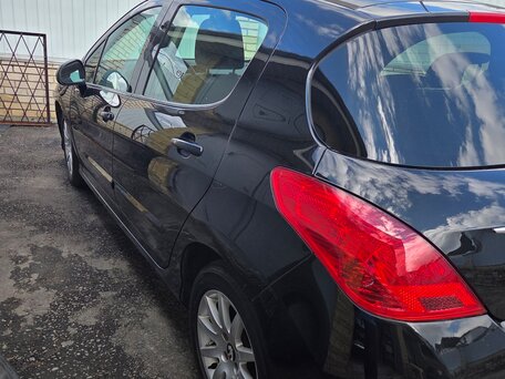 2011 Peugeot 308 I Рестайлинг, чёрный, 475000 рублей, вид 3