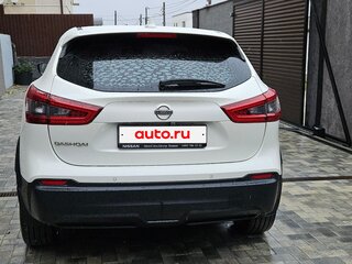 2020 Nissan Qashqai II Рестайлинг, белый, 1900000 рублей, вид 4