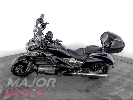 2016 Honda Valkyrie 1800, чёрный, 1815000 рублей, вид 4