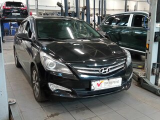 2015 Hyundai Solaris I Рестайлинг, чёрный, 999000 рублей, вид 2