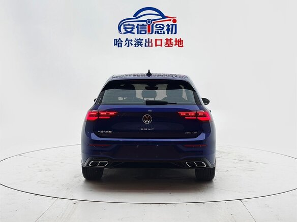 2022 Volkswagen Golf VIII, синий, 1900000 рублей - вид 4
