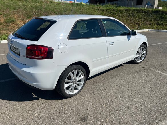 2011 Audi A3 II (8P) Рестайлинг 2, белый - вид 6