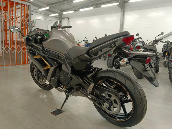 2016 Kawasaki Ninja 400, серый, 500000 рублей - вид 5