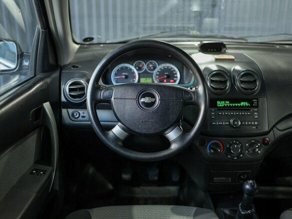 2008 Chevrolet Aveo I Рестайлинг, чёрный, 400000 рублей - вид 8