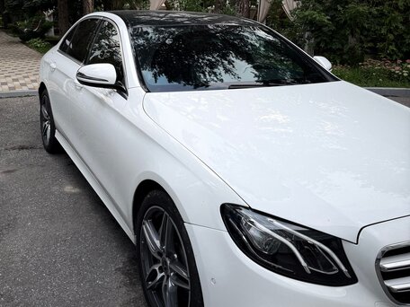 2019 Mercedes-Benz E-Класс 200 V (W213, S213, C238), белый, 2950000 рублей, вид 3