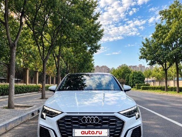 2021 Audi A3 Sportback 35 TFSI IV (8Y), белый, 2090000 рублей - вид 1