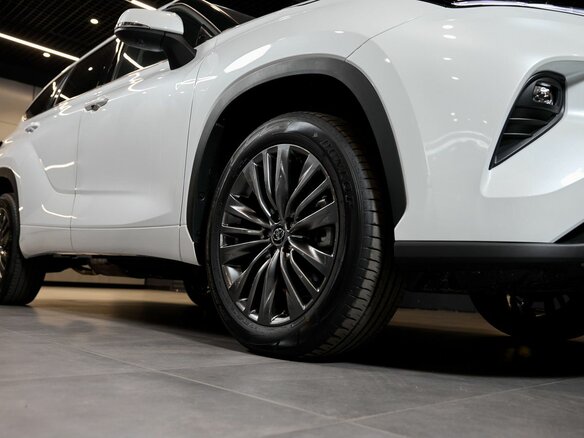 2026 Toyota Highlander IV (XU70), белый, 5750000 рублей - вид 30