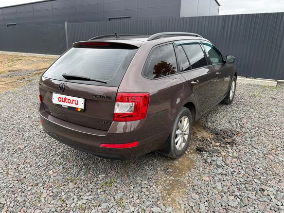 2016 Skoda Octavia 6-speed III (A7), коричневый, 1700000 рублей - вид 7