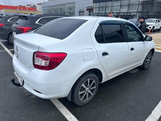 2017 Renault Logan II, белый, 670000 рублей, вид 3