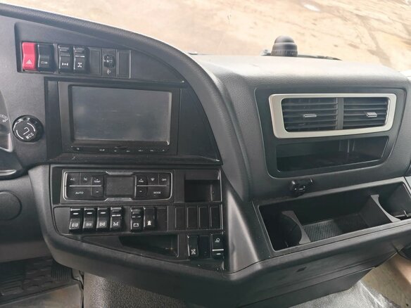 2024 Sinotruk Sitrak C7H, красный, 7785000 рублей - вид 11