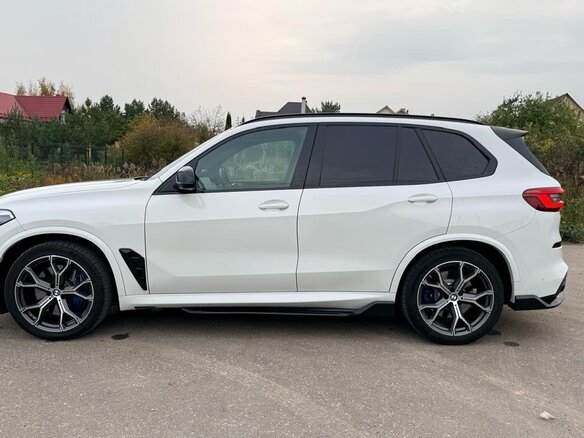 2018 BMW X5 40i IV (G05/G18), белый, 5100000 рублей - вид 6