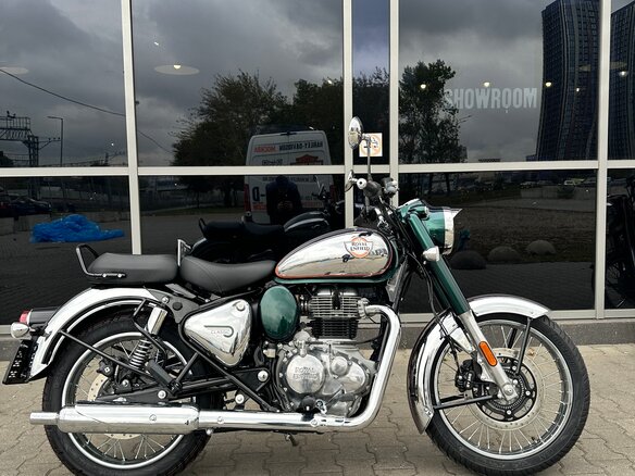 2026 Royal Enfield Classic 350, зелёный, 526000 рублей - вид 9