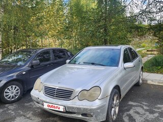 2000 Mercedes-Benz C-Класс 200 II (W203), серебристый, 380000 рублей, вид 2