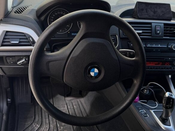 2013 BMW 1 серии 116i II (F20/F21), белый, 1090000 рублей - вид 8