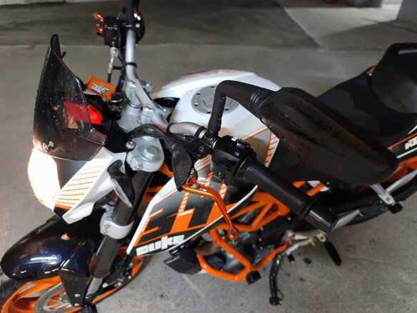 2014 KTM 390 Duke, белый, 390000 рублей - вид 15