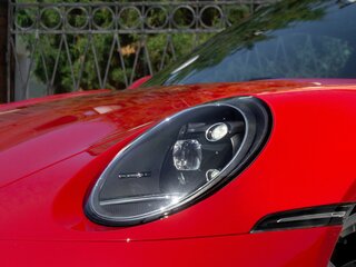 2020 Porsche 911 Carrera 4 VIII (992), красный, 12600000 рублей, вид 5
