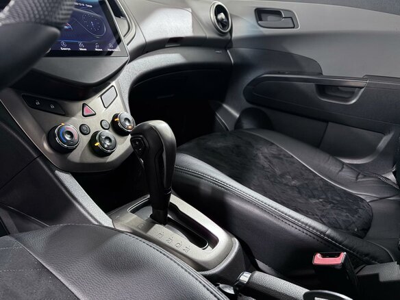 2012 Chevrolet Aveo II, серебристый, 649000 рублей - вид 12