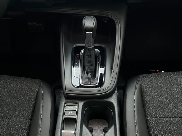 2023 Honda Vezel II, белый, 1695007 рублей - вид 14