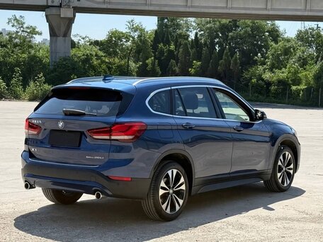 2021 BMW X1 Long 20Li sDrive II (F48) Рестайлинг, синий, 1950000 рублей, вид 5