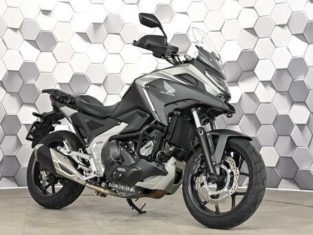 2021 Honda NC 750X, серый, 1099000 рублей, вид 1